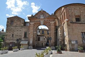 Porta San Francesco 